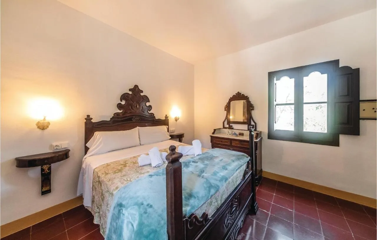 度假居 5 Bedroom Beautiful Home In 滨海托萨