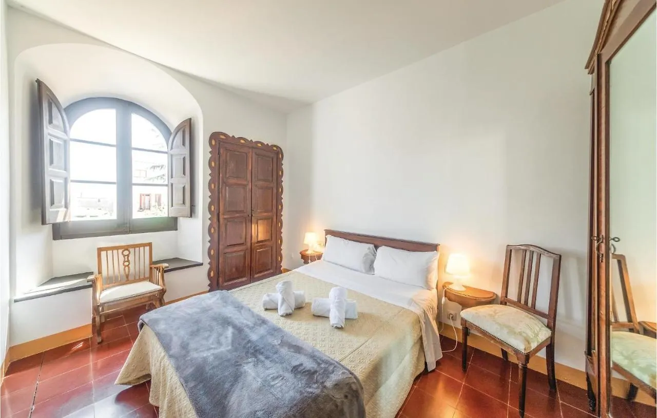5 Bedroom Beautiful Home In 滨海托萨 度假居